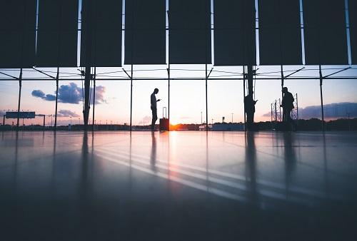artur-tumasjan-airport.jpg