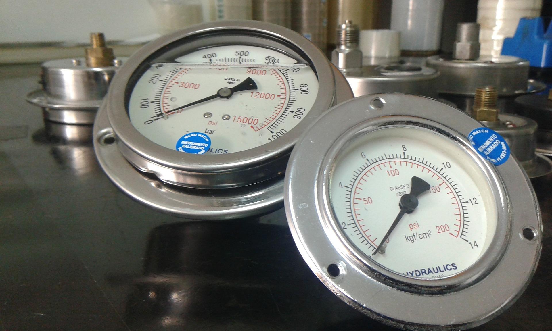 manometer-536467_1920.jpg
