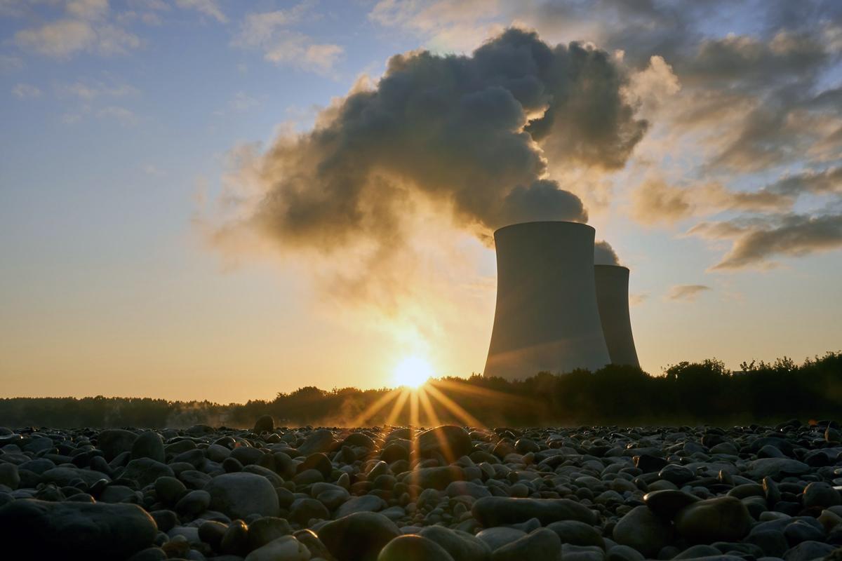 nuclearplant_pexels1.jpg
